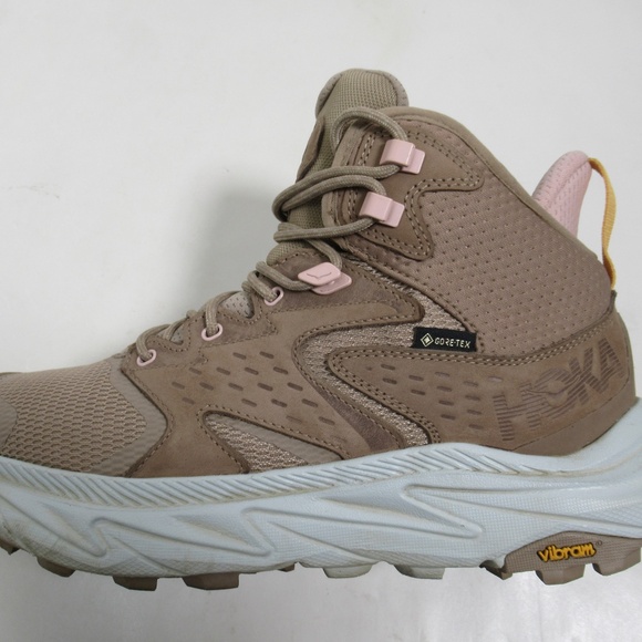 HOKA Women Hoka One One Anacapa 2 Mid GTX Women\'s Mid Hiking Boots Dune/Ice Flow Tan/Pink